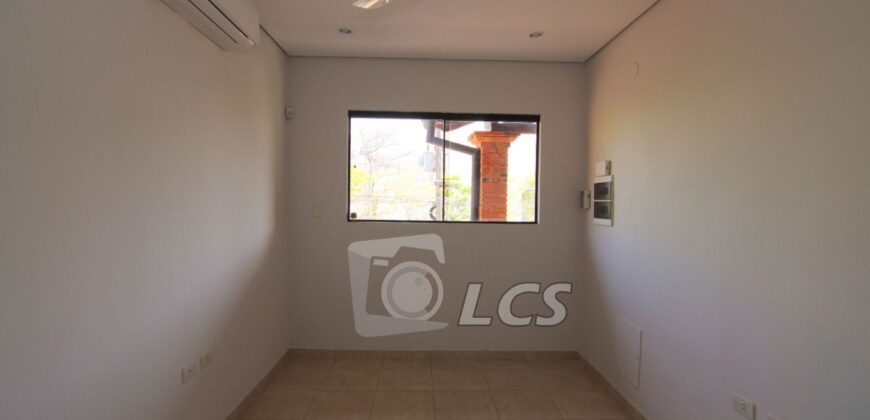 0764 RESIDENCIA A ESTRENAR, BARRIO MBOCAYATY