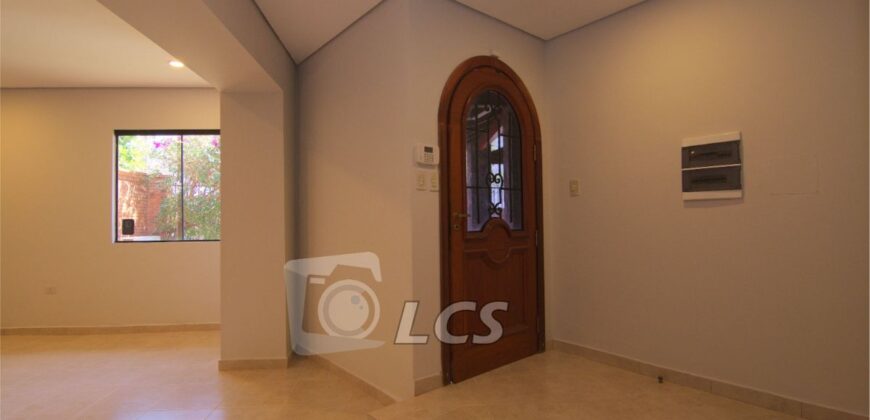 0764 RESIDENCIA A ESTRENAR, BARRIO MBOCAYATY