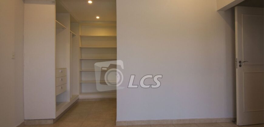 0764 RESIDENCIA A ESTRENAR, BARRIO MBOCAYATY