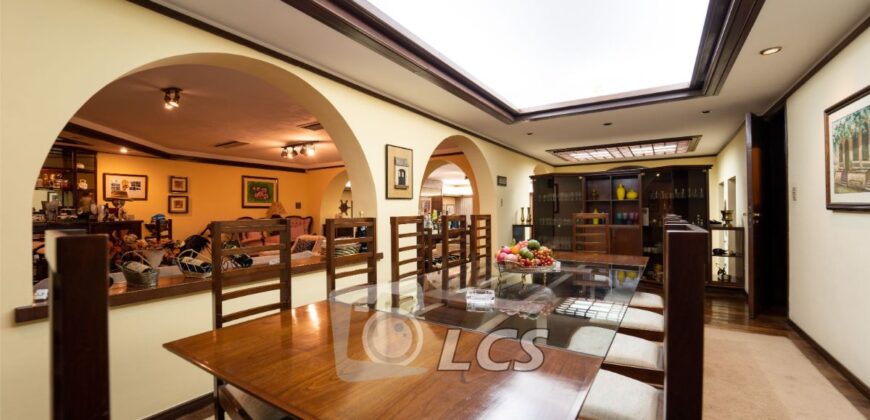 0156 RESIDENCIA EN LAMBARÉ, ZONA YACHT Y GOLF CLUB