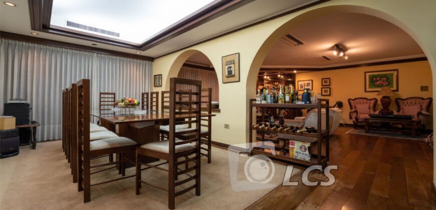 0156 RESIDENCIA EN LAMBARÉ, ZONA YACHT Y GOLF CLUB