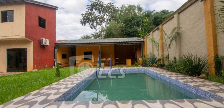 0146 CASA EN MARIANO ROQUE ALONSO, BARRIO MARIA AUXILIADORA