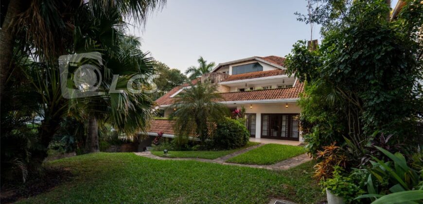 0156 RESIDENCIA EN LAMBARÉ, ZONA YACHT Y GOLF CLUB