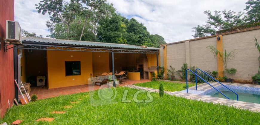 0146 CASA EN MARIANO ROQUE ALONSO, BARRIO MARIA AUXILIADORA