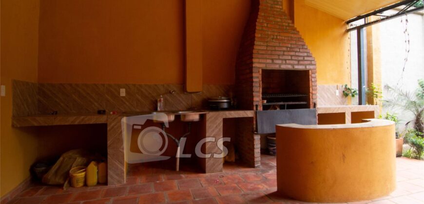 0146 CASA EN MARIANO ROQUE ALONSO, BARRIO MARIA AUXILIADORA