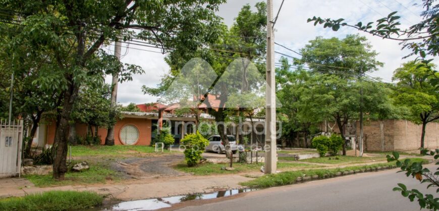 0045 TERRENO EN BARRIO SANTA LIBRADA, SOBRE AVDA. PERÓN