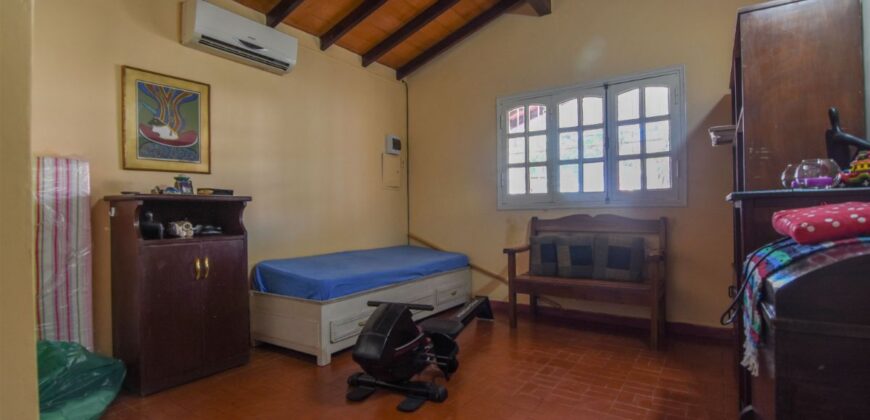 A0197 ALQUILO CASA EN BARRIO SAN VICENTE