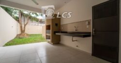 A0184 ALQUILO DUPLEX EN LAMBARE, ZONA EX HOSPITAL DEL CORAZÓN