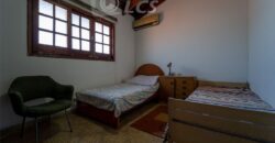 0157 CASA EN BARRIO MBURUCUYA, ZONA FACULTAD DE DERECHO 