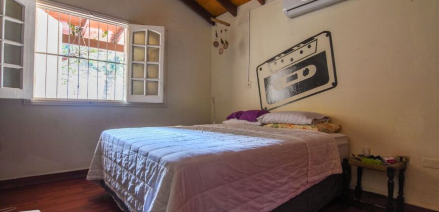 A0197 ALQUILO CASA EN BARRIO SAN VICENTE