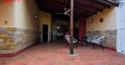 A0197 ALQUILO CASA EN BARRIO SAN VICENTE