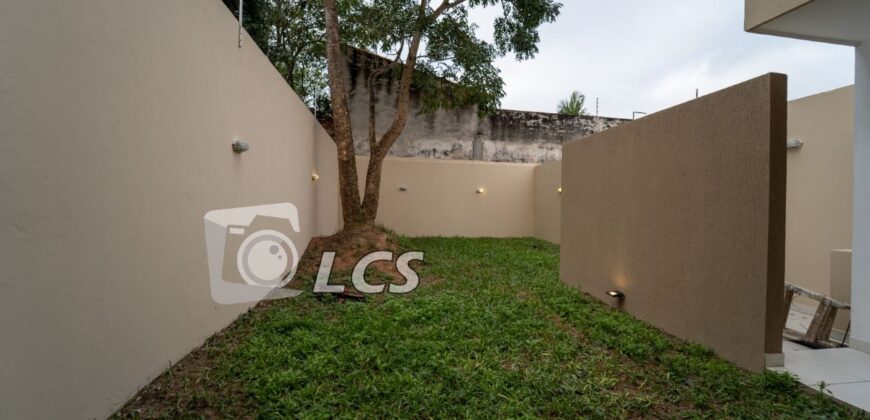 A0184 ALQUILO DUPLEX EN LAMBARE, ZONA EX HOSPITAL DEL CORAZÓN