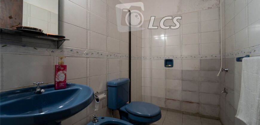 0165 CASA EN BARRIO SANTA ANA, ZONA UNIVERSIDAD CATÓLICA