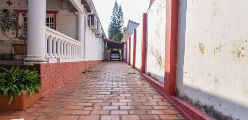 A0197 ALQUILO CASA EN BARRIO SAN VICENTE