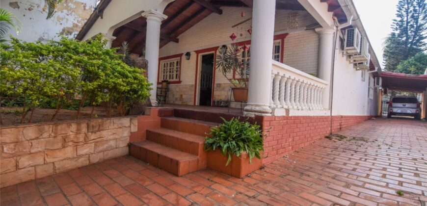 A0197 ALQUILO CASA EN BARRIO SAN VICENTE