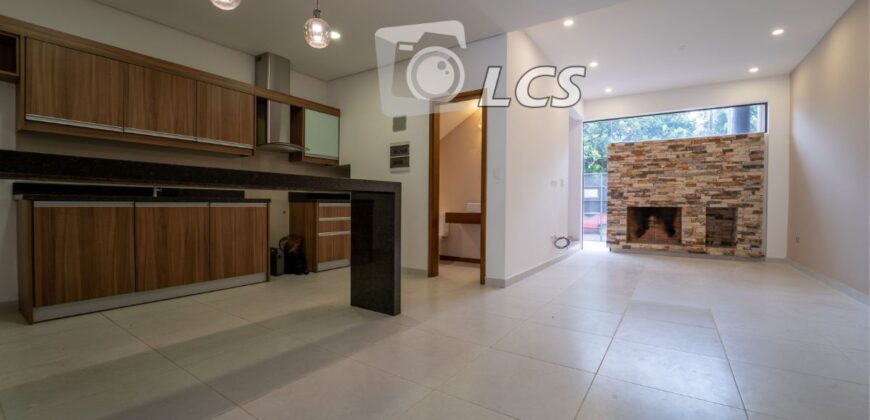 A0184 ALQUILO DUPLEX EN LAMBARE, ZONA EX HOSPITAL DEL CORAZÓN