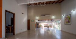 A0198 ALQUILO CASA EN LAMBARÉ, CONDOMINIO PLAZA DE LOS MANGOS