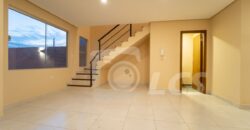 0181 DUPLEX EN LAMBARÉ, ZONA YACHT Y GOLF CLUB