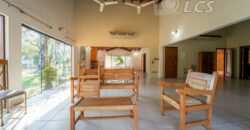 A0198 ALQUILO CASA EN LAMBARÉ, CONDOMINIO PLAZA DE LOS MANGOS