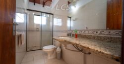 A0198 ALQUILO CASA EN LAMBARÉ, CONDOMINIO PLAZA DE LOS MANGOS