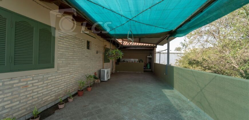 0196 TERRENO, TINGLADO Y EDIFICIO EN ITÁ ENRAMADA, ZONA AVENIDA PERÓN