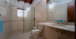 A0198 ALQUILO CASA EN LAMBARÉ, CONDOMINIO PLAZA DE LOS MANGOS