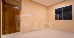 0181 DUPLEX EN LAMBARÉ, ZONA YACHT Y GOLF CLUB