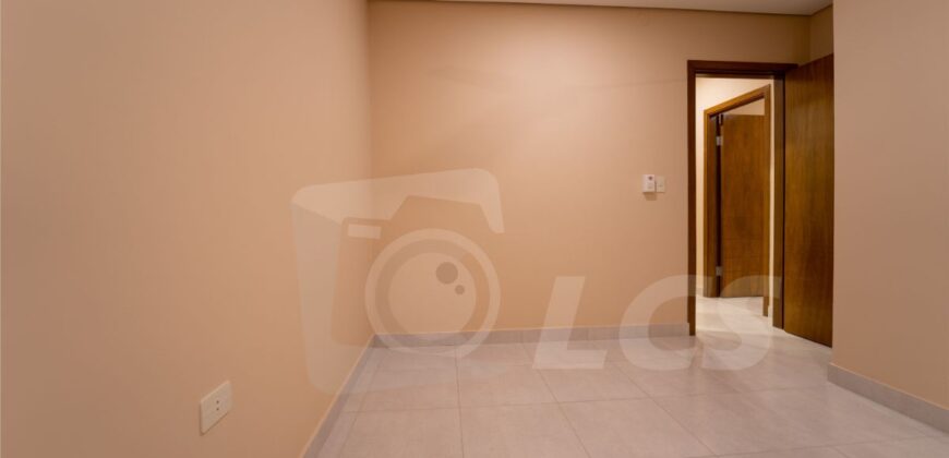 0181 DUPLEX EN LAMBARÉ, ZONA YACHT Y GOLF CLUB