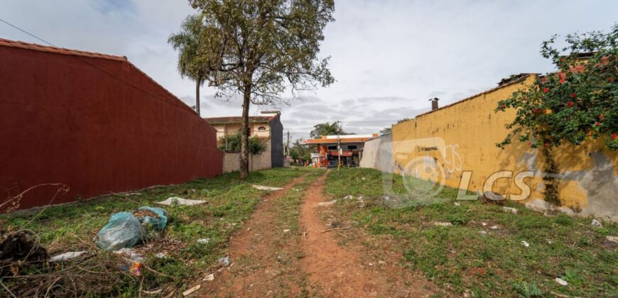 0184 TERRENO EN LAMBARÉ, ZONA SUPERMERCADO EL PUEBLO