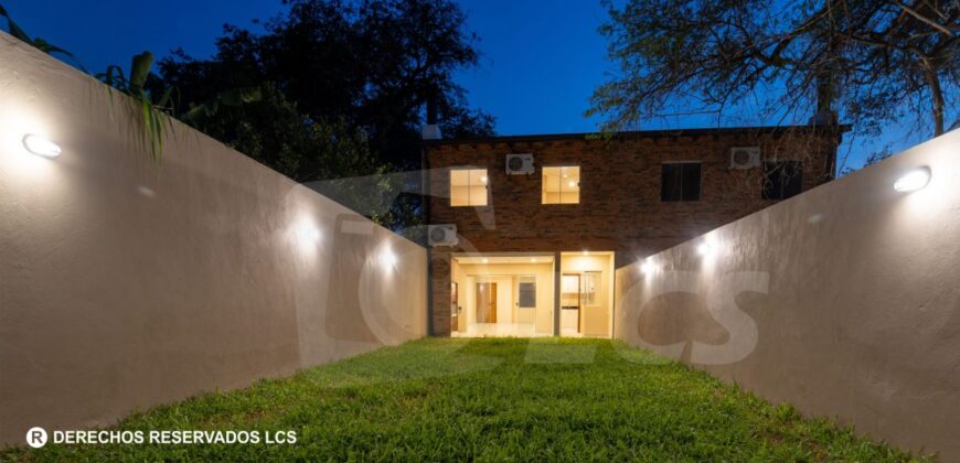 0181 DUPLEX EN LAMBARÉ, ZONA YACHT Y GOLF CLUB