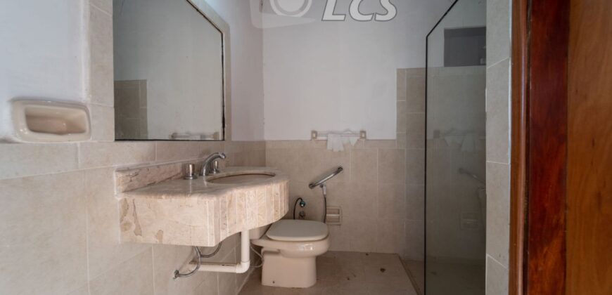 A0198 ALQUILO CASA EN LAMBARÉ, CONDOMINIO PLAZA DE LOS MANGOS