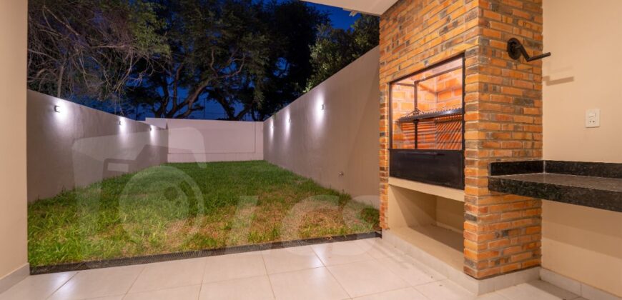 0181 DUPLEX EN LAMBARÉ, ZONA YACHT Y GOLF CLUB