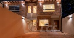 0181 DUPLEX EN LAMBARÉ, ZONA YACHT Y GOLF CLUB