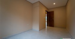 0181 DUPLEX EN LAMBARÉ, ZONA YACHT Y GOLF CLUB