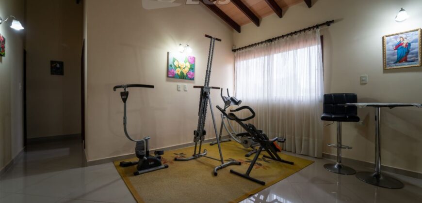 0214 CASA EN LAMBARE, ZONA HOSPITAL DEL CORAZÓN