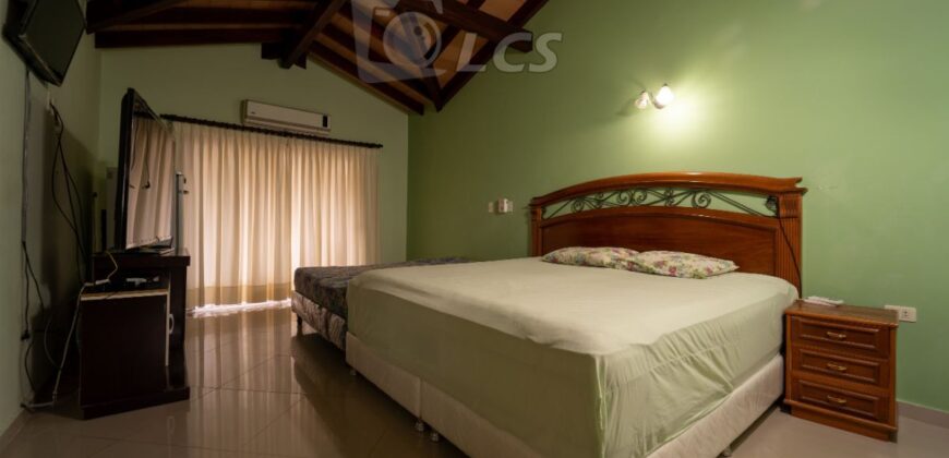 0214 CASA EN LAMBARE, ZONA HOSPITAL DEL CORAZÓN