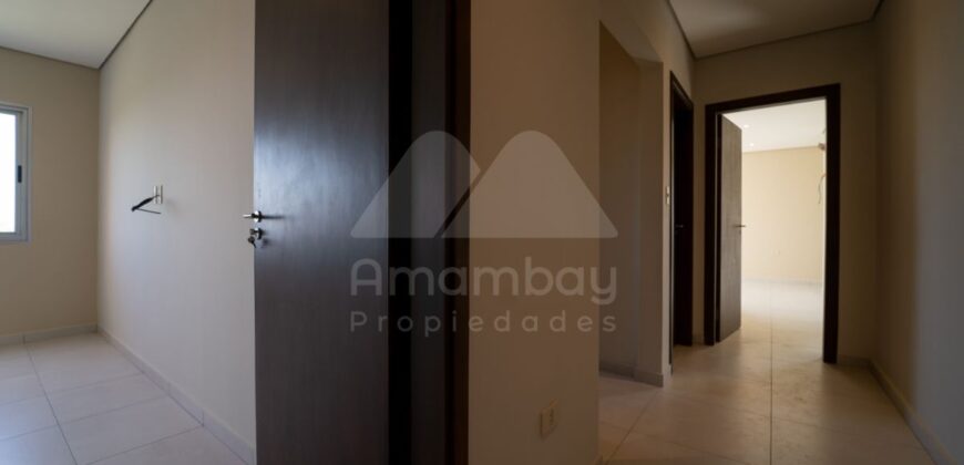 0210 DEPARTAMENTO EN LAMBARÉ, ZONA YACHT Y GOLF CLUB