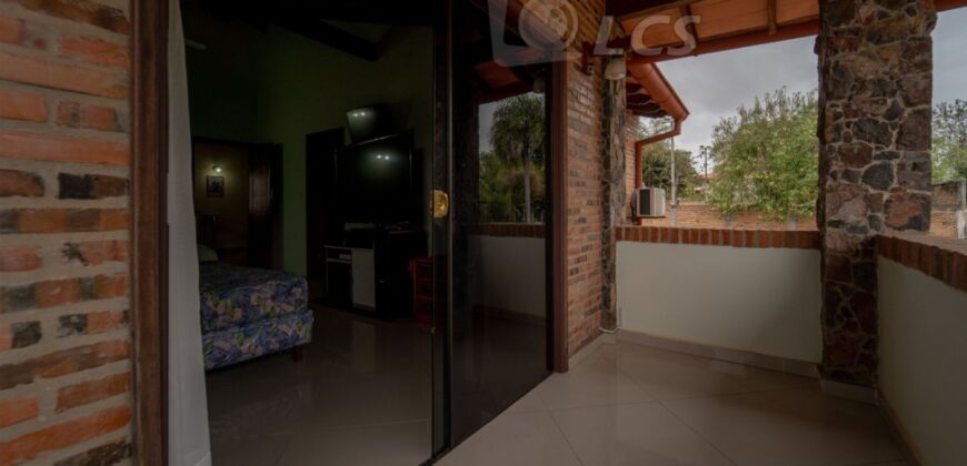 0214 CASA EN LAMBARE, ZONA HOSPITAL DEL CORAZÓN