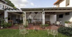 0213 CASA EN VILLA MORRA, ZONA AVDA. SAN MARTÍN