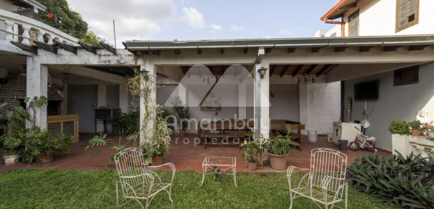 0213 CASA EN VILLA MORRA, ZONA AVDA. SAN MARTÍN