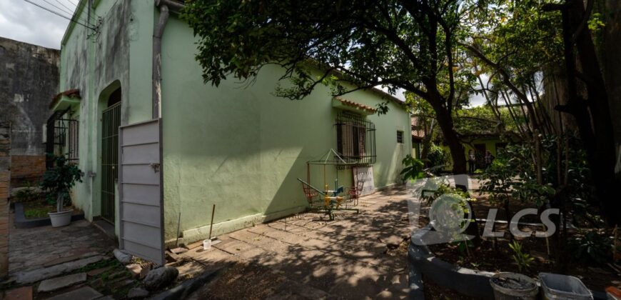 0216 CASA EN BARRIO LA ENCARNACIÓN, ZONA AVDA. COLÓN