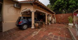 0228 CASA EN LAMBARÉ, BARRIO KENNEDY