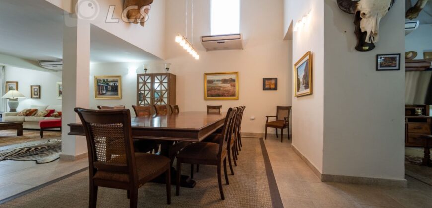0232 RESIDENCIA EN LAMBARÉ, ZONA YACHT Y GOLF CLUB