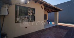0240 CASA EN LAMBARE, ZONA CARRETERA DE LÓPEZ