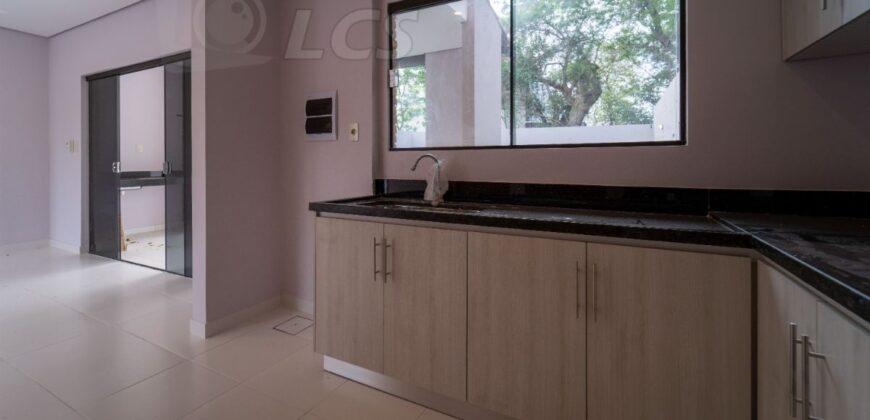 0235 DÚPLEX A ESTRENAR EN LAMBARÉ, ZONA YACHT Y GOLF CLUB