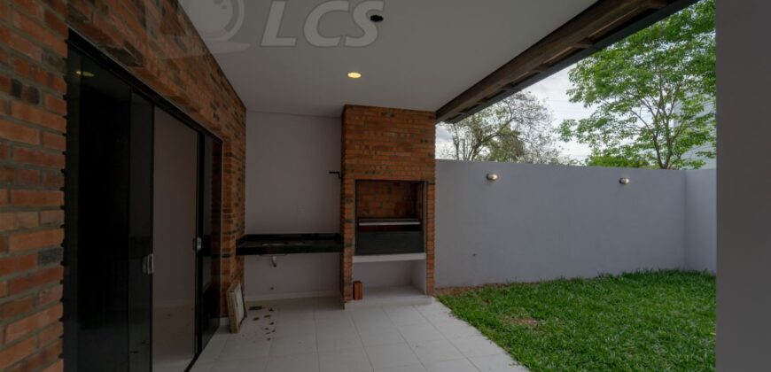 0235 DÚPLEX A ESTRENAR EN LAMBARÉ, ZONA YACHT Y GOLF CLUB