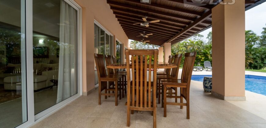 0232 RESIDENCIA EN LAMBARÉ, ZONA YACHT Y GOLF CLUB