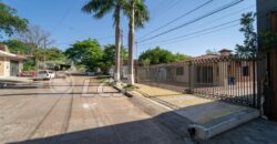 0240 CASA EN LAMBARE, ZONA CARRETERA DE LÓPEZ