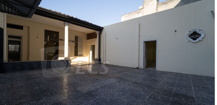 A0211 ALQUILO EDIFICIO EN EL CENTRO DE ASUNCIÓN, BARRIO LA ENCARNACIÓN