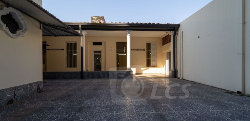 A0211 ALQUILO EDIFICIO EN EL CENTRO DE ASUNCIÓN, BARRIO LA ENCARNACIÓN